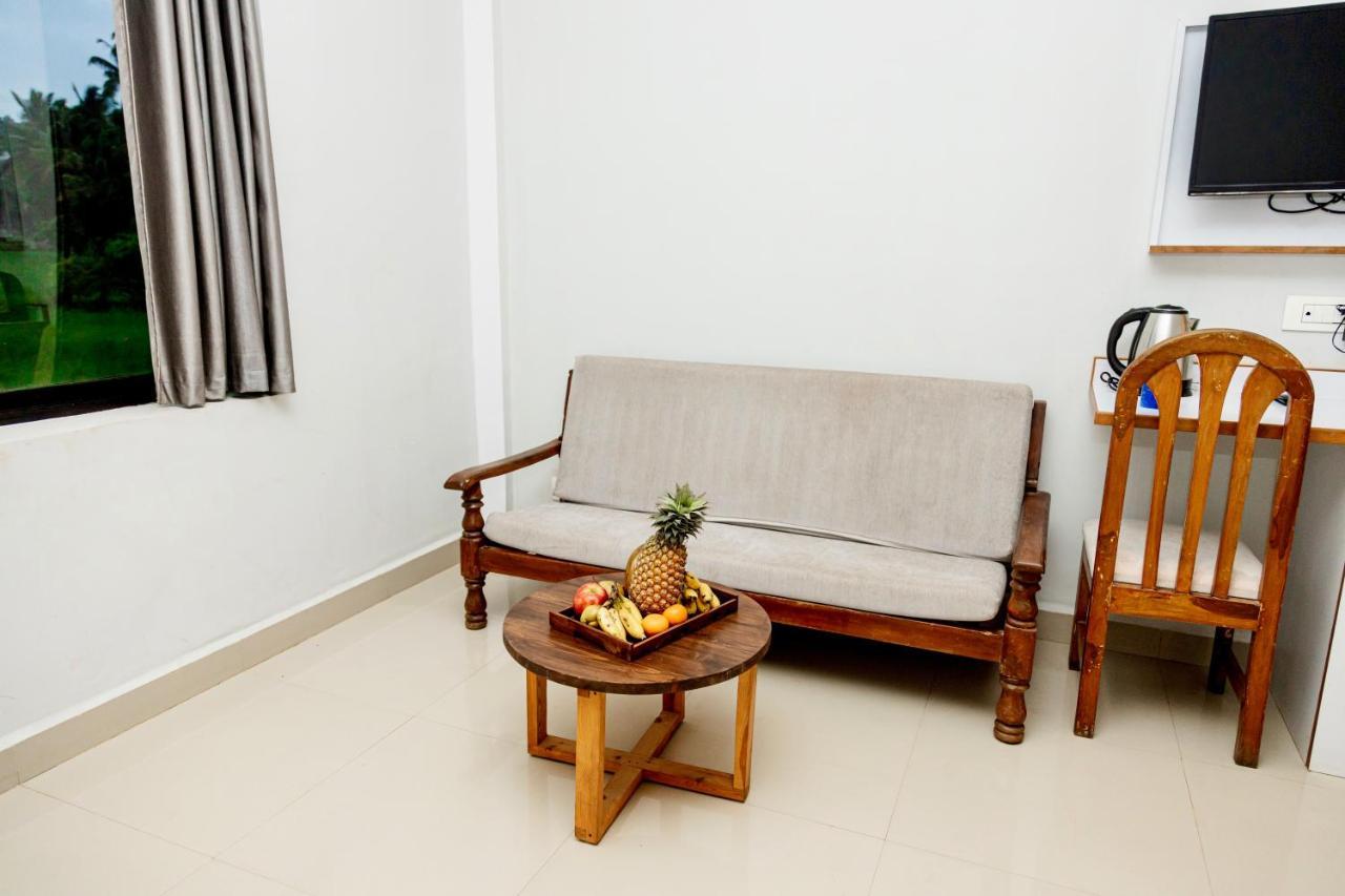 Fourteen Pods By The Sea Hotell Morjim Eksteriør bilde